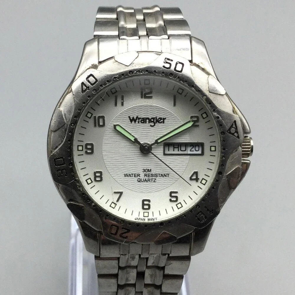 Wrangler Mens Watch 37mm White Dial Day Date Silver Tone New Battery 7